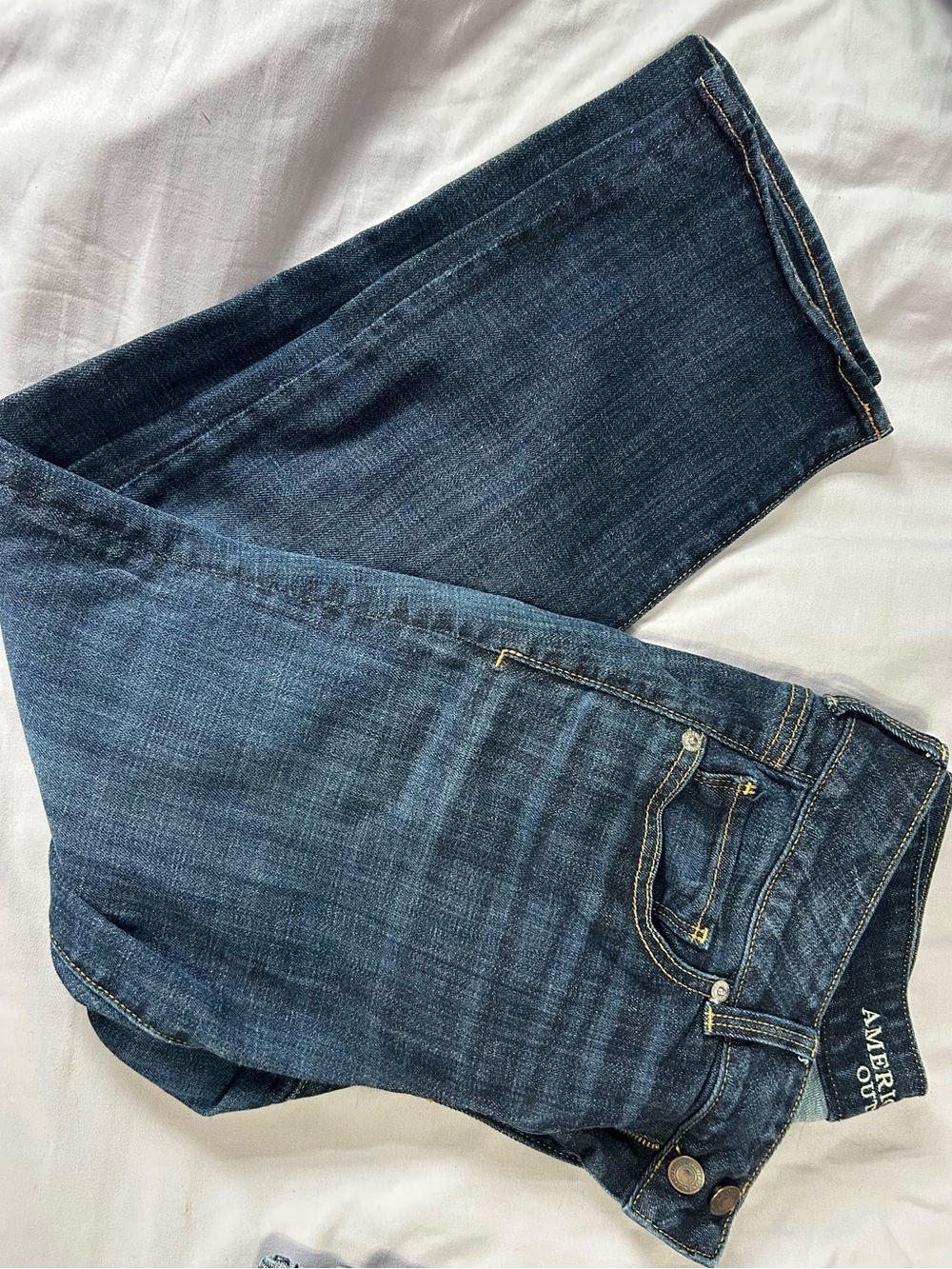 American Eagle Outfitters Dark Indigo Cropped Jeans